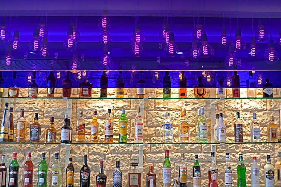 Melina Bay Boutique Hotel