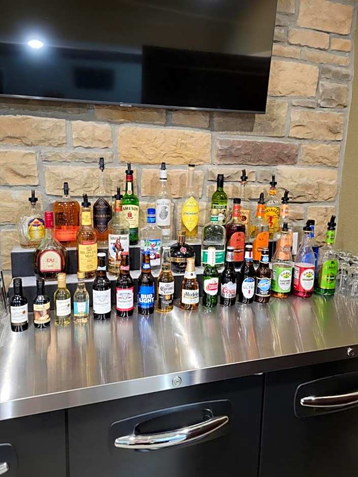 Cobblestone Inn & Suites - Yuma