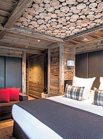 Double Room with Mountain View