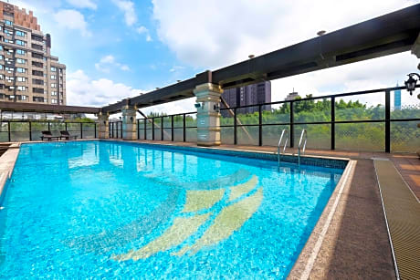 Fullon Hotel Taipei, Central