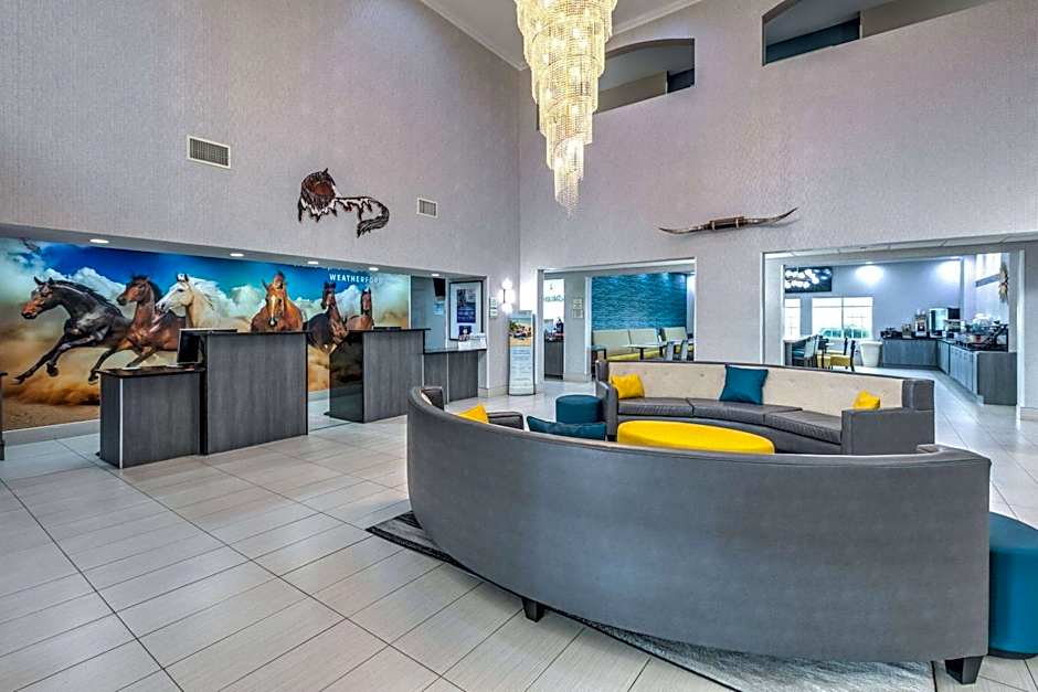 La Quinta Inn & Suites by Wyndham Weatherford