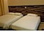 Sri Iskandar Hotel