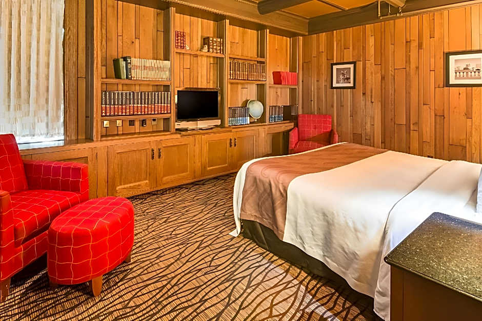 Quality Inn & Suites