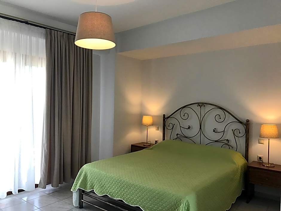 Photo 1 of 15 of 1 Double Bed or 2 Beds, Sea View