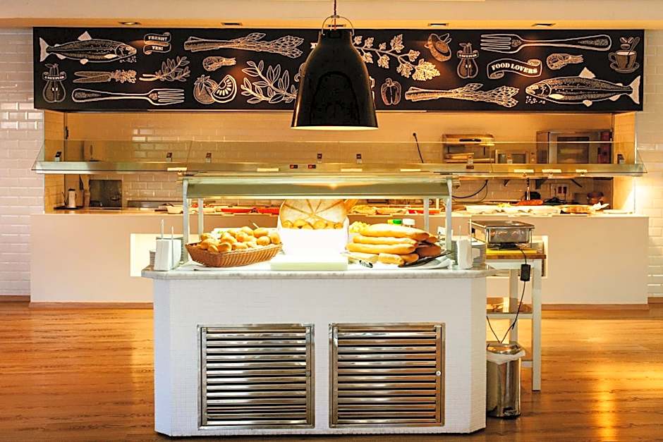 Sunprime Atlantic View Suite & Spa