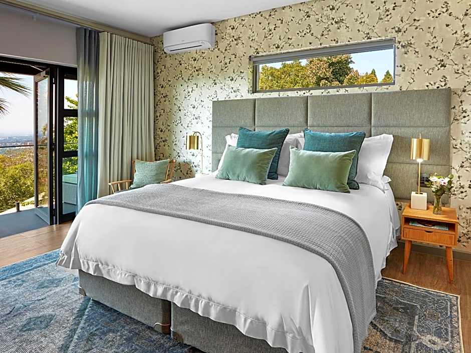 The Cliffside Boutique Getaway