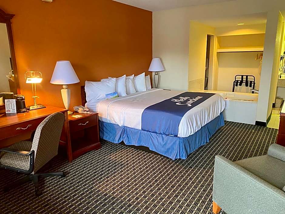 Days Inn by Wyndham Morehead