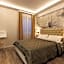 Petit Hotel