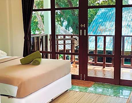 Double Room with Pool View