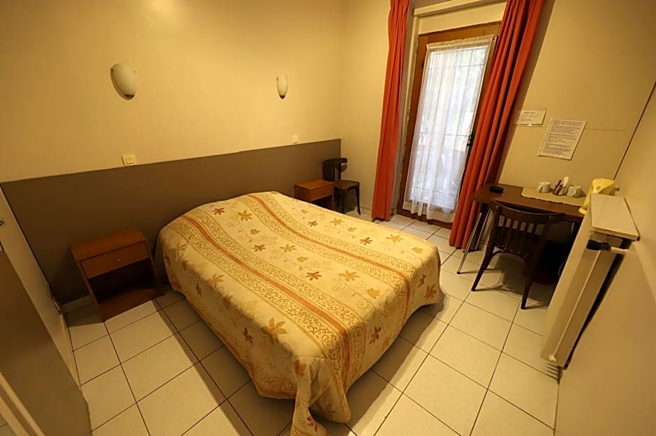 Hôtel du Roussillon