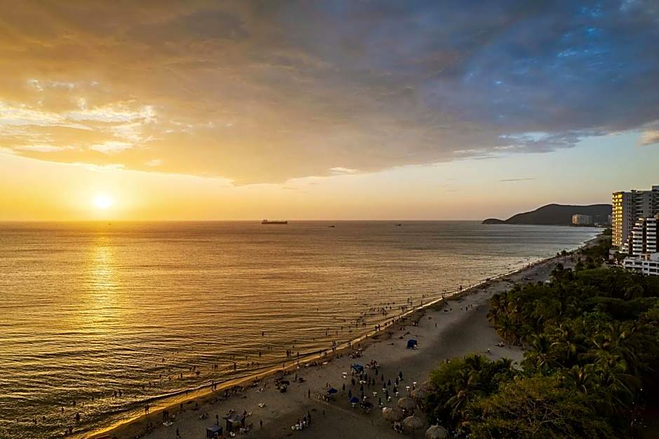 Courtyard By Marriott Santa Marta Resort