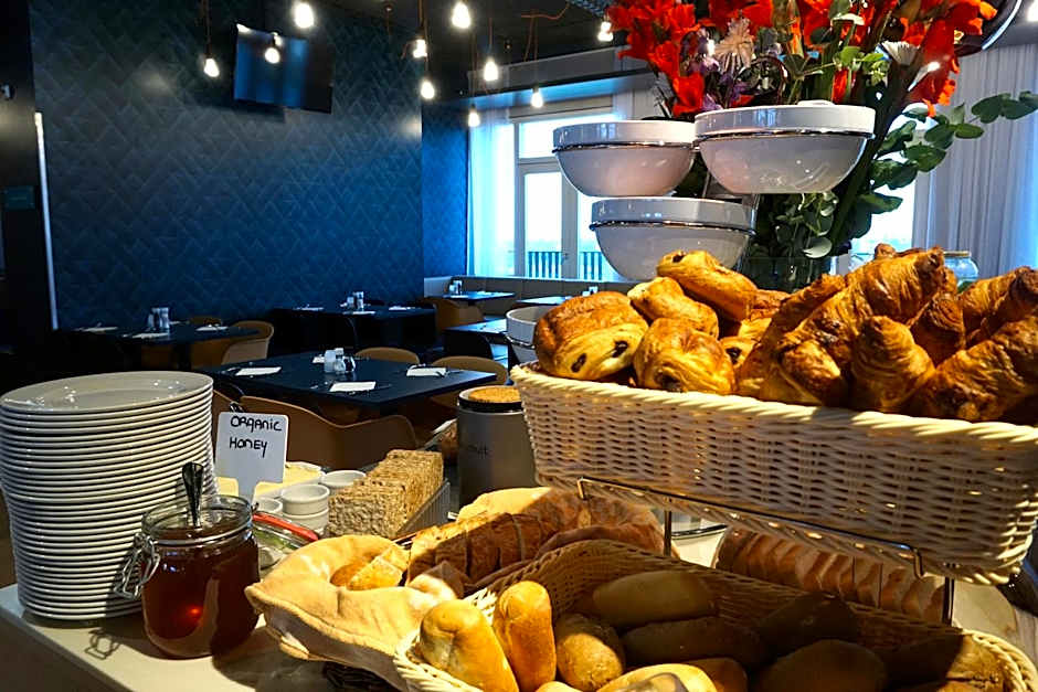 Amadi Panorama Hotel