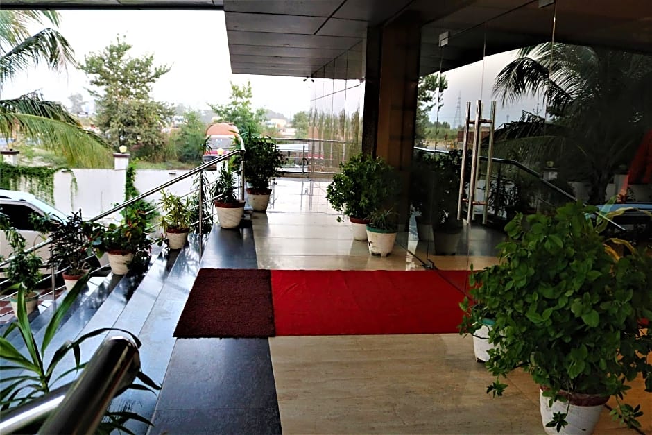 HOTEl VAISHNAVI HEIGHTS