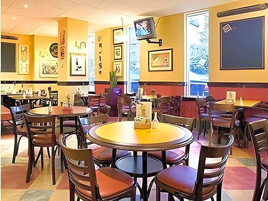 Ibis Rugby East Hotel