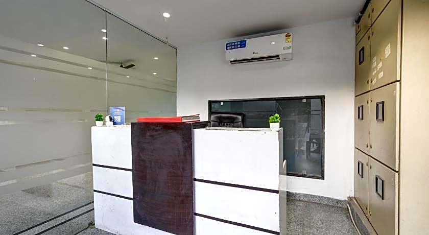 Qotel Comfort Ashok Vihar