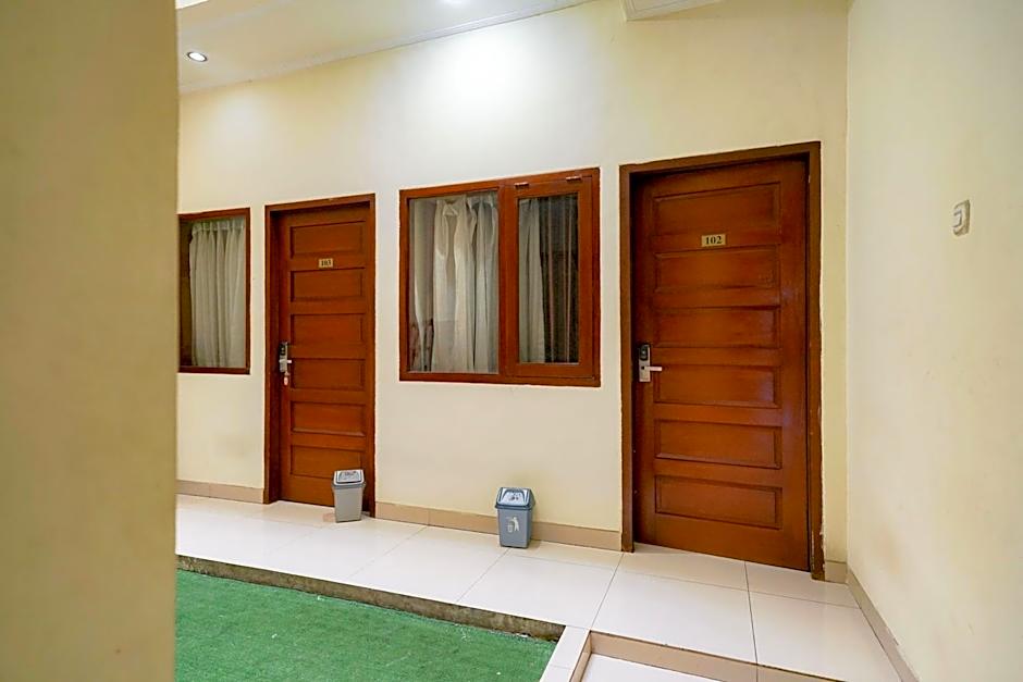 RedDoorz at Buah Batu 5