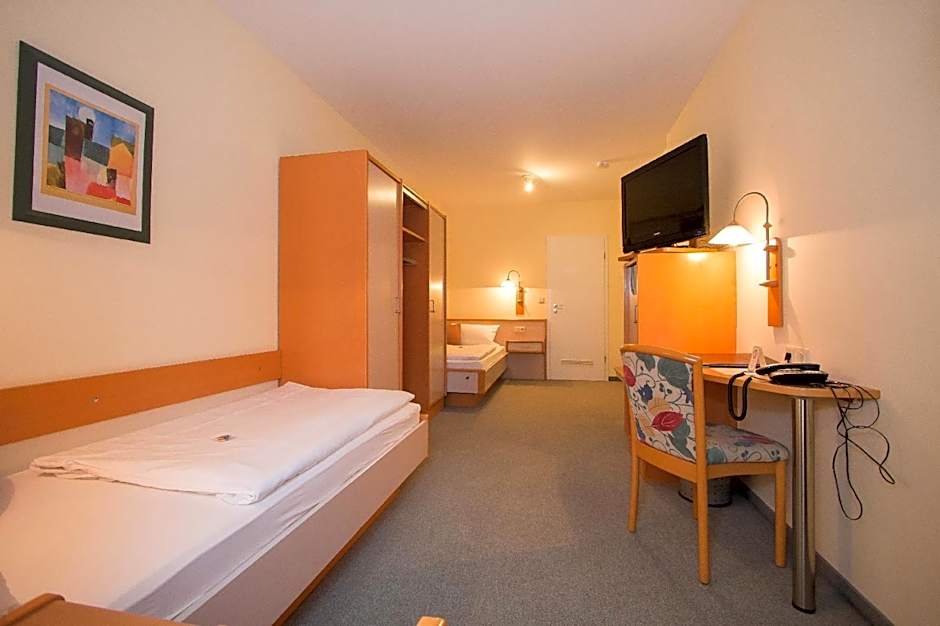 Hotel Garni am Markt - Businesshotel - Frühstücksbuffet - Fahrradabstellplatz - Hunde willkommen