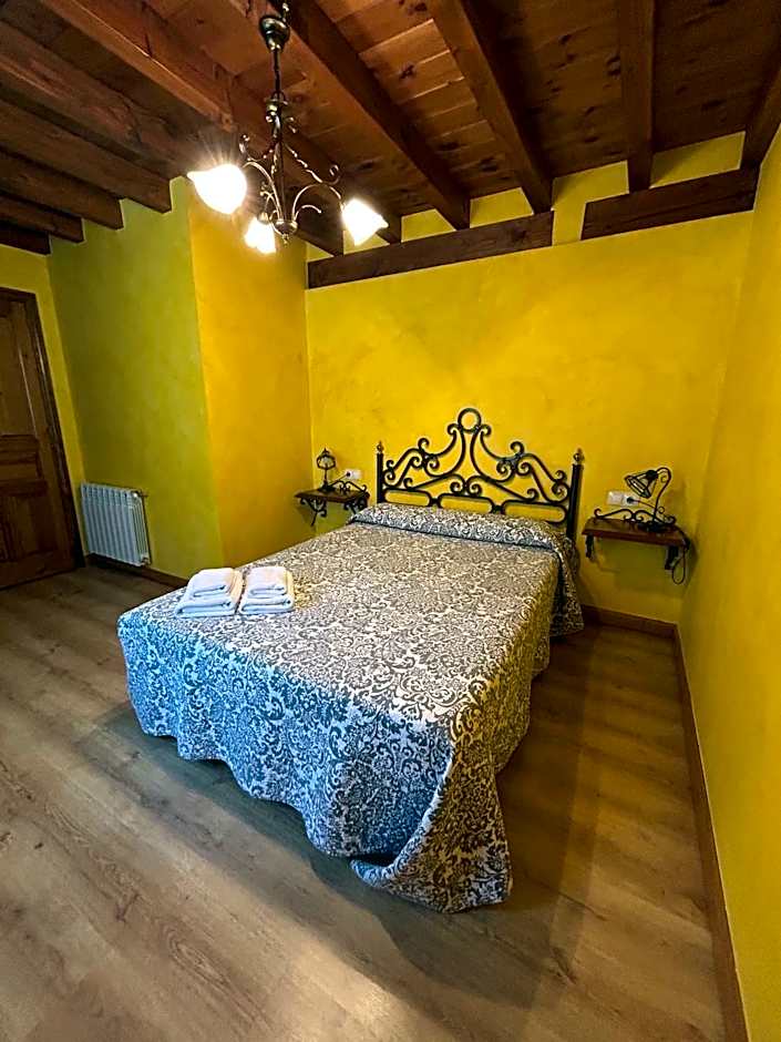 Apartamentos La Montaña