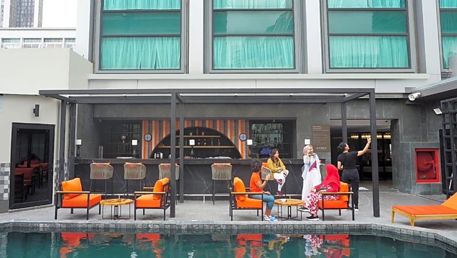 Ramada by Wyndham Bangkok Sukhumvit 11