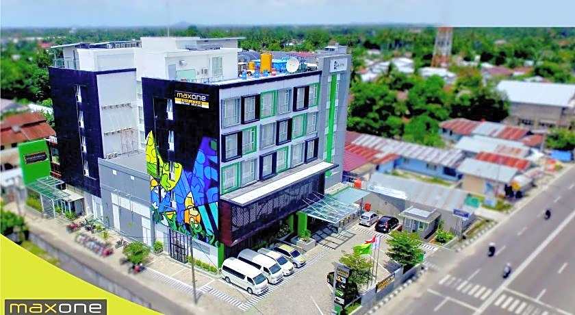 DK Belstar Hotel Belitung