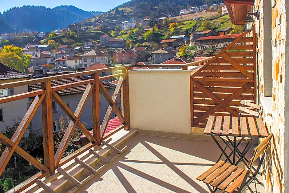 Trigrad Hotel