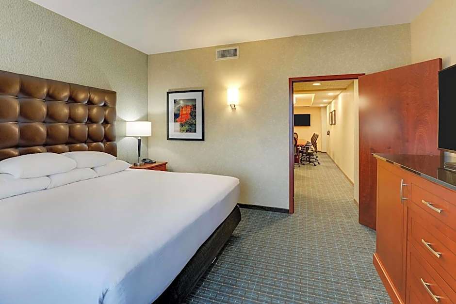 Drury Inn & Suites Phoenix Chandler Fashion Center