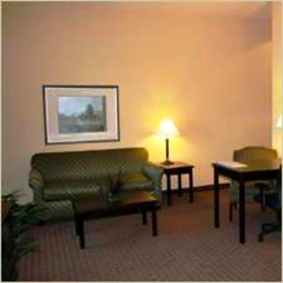 Hampton Inn & Suites Owasso