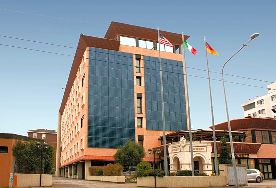 iH Hotels Bologna Amadeus