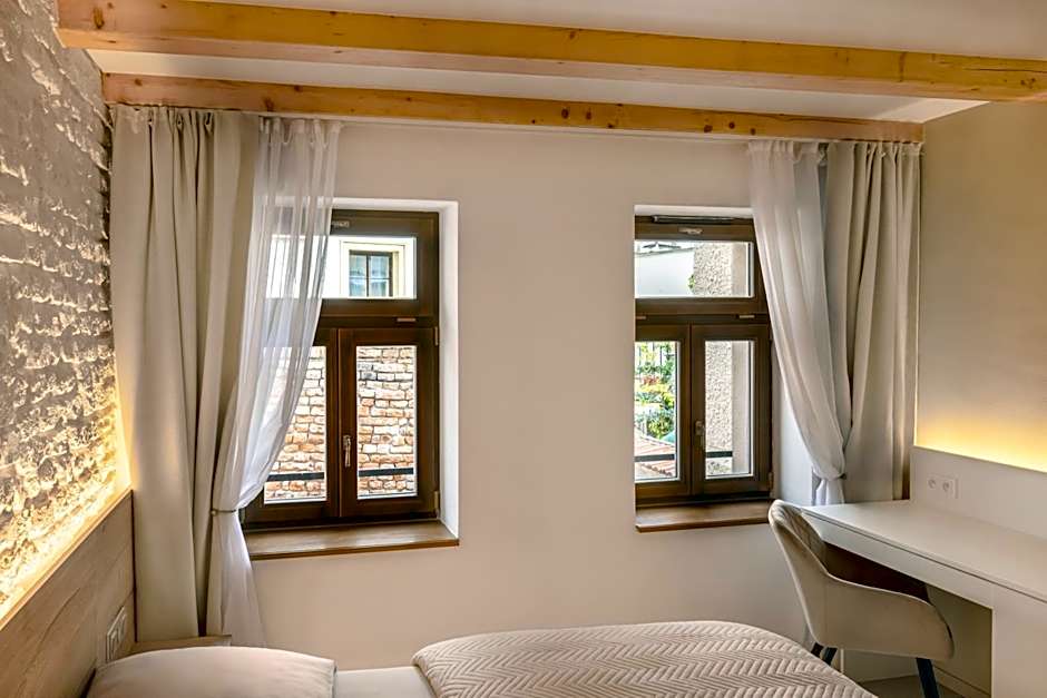 White Wolf Boutique Apartments