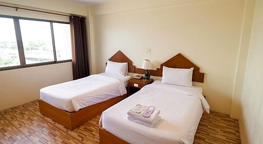 River Hotel The Budget