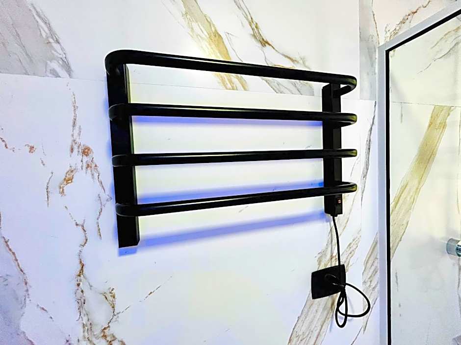 Flat -Hidromassagem privativa e Piscina a 500 mts da praia