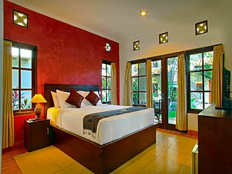 Deluxe Double Room with Garden View