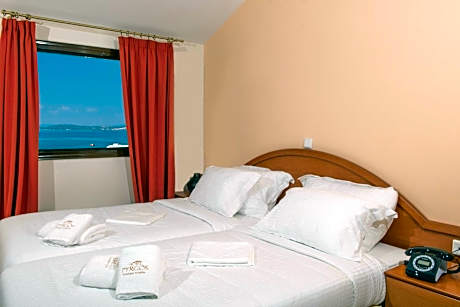 Suite with Sea View