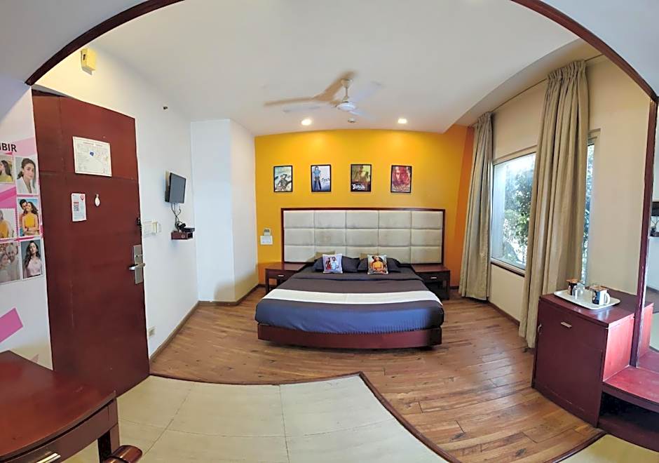 Lotus Park – Bangalore, MN
