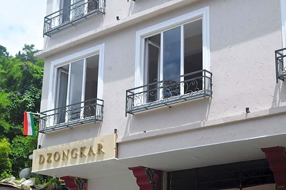 Dzongkar – Gangtok, OK