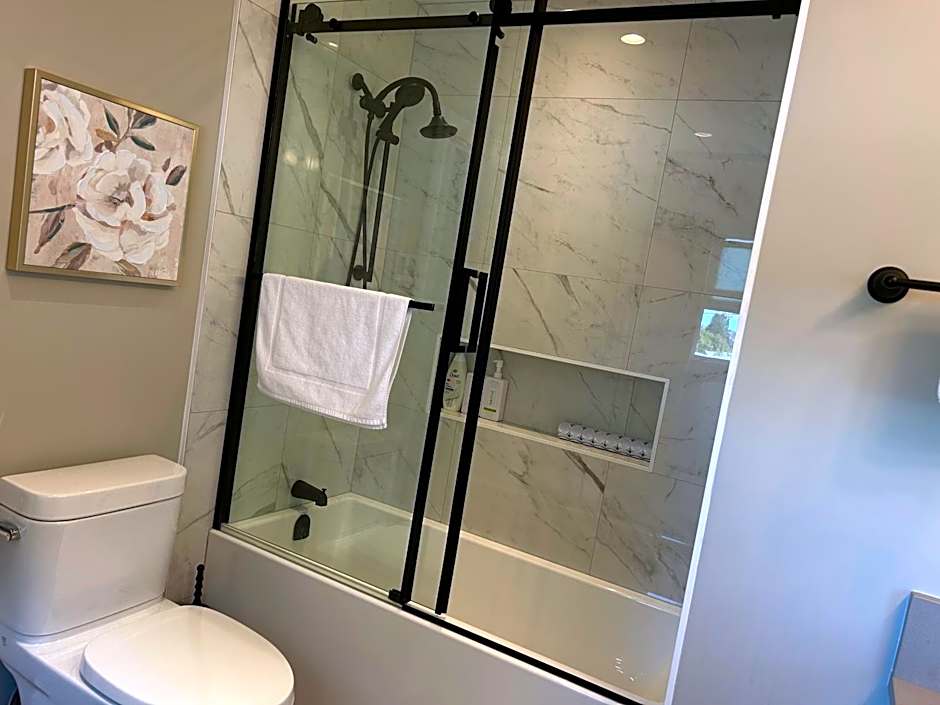 Blue Sea And Clear Sky B&B LICENCE NUMBER 18952