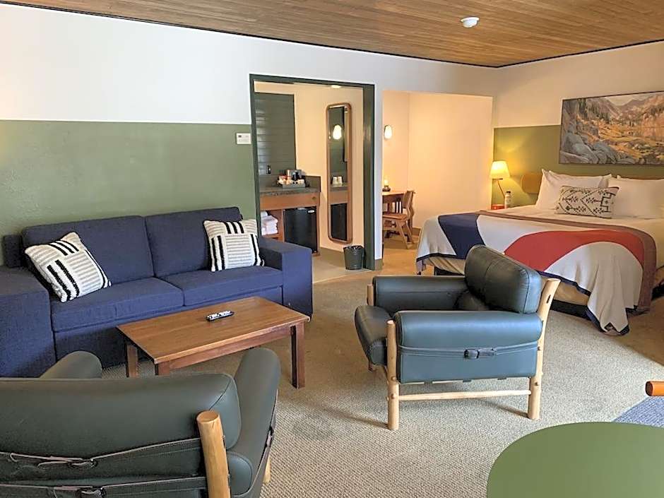 Station House Inn