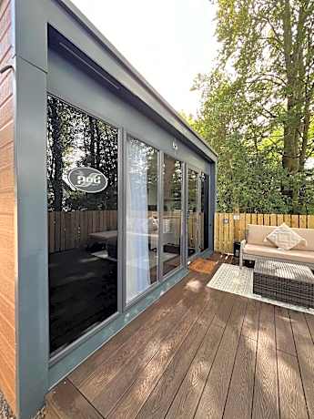 Ravenswood Pod