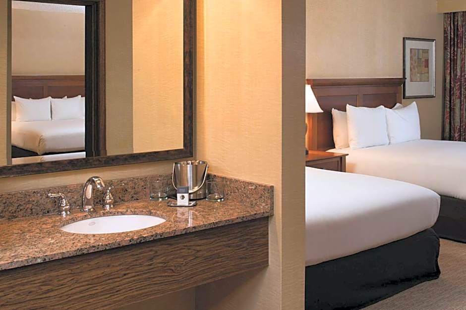DoubleTree By Hilton Hotel Seattle Airport