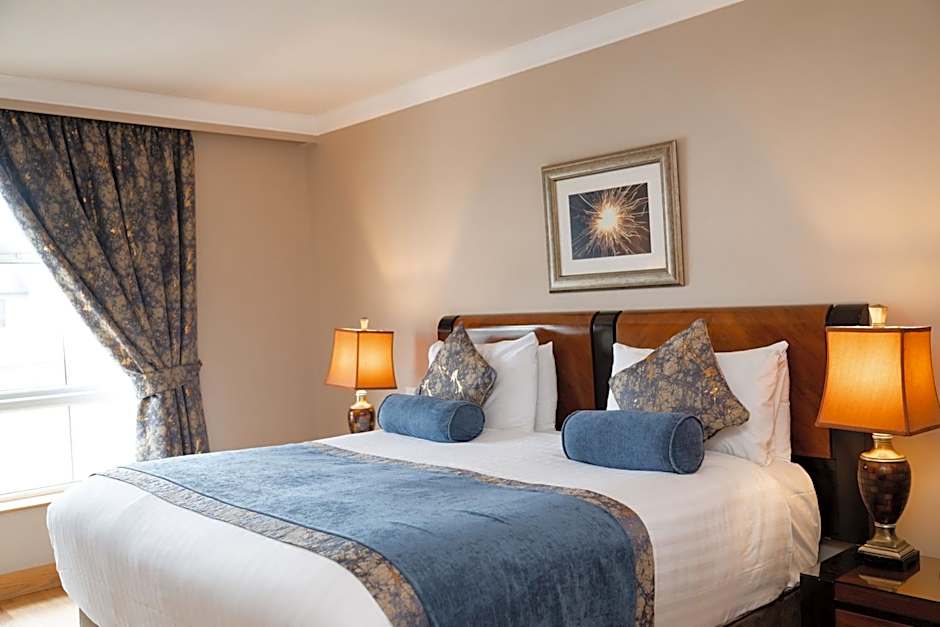 The Villa Rose Hotel & V-Spa