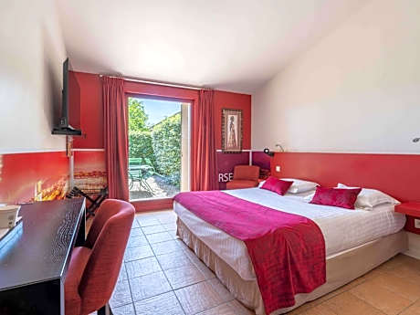 Classic Double Room - Garden Side