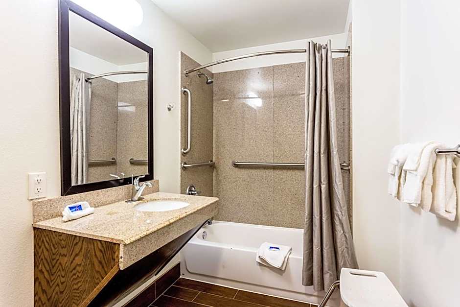 Motel 6-Bryan, TX - College Station