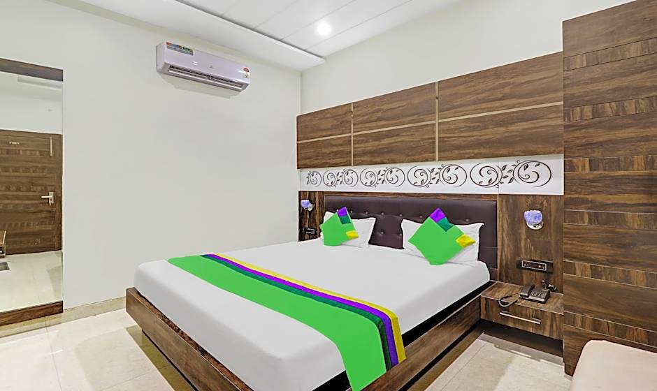 Itsy Hotels Anjali Mahal, 500 Mtrs From Mathura Railway Station