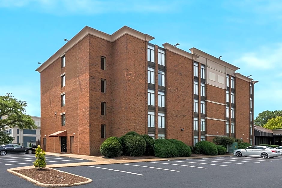 Best Western Hampton Coliseum Inn