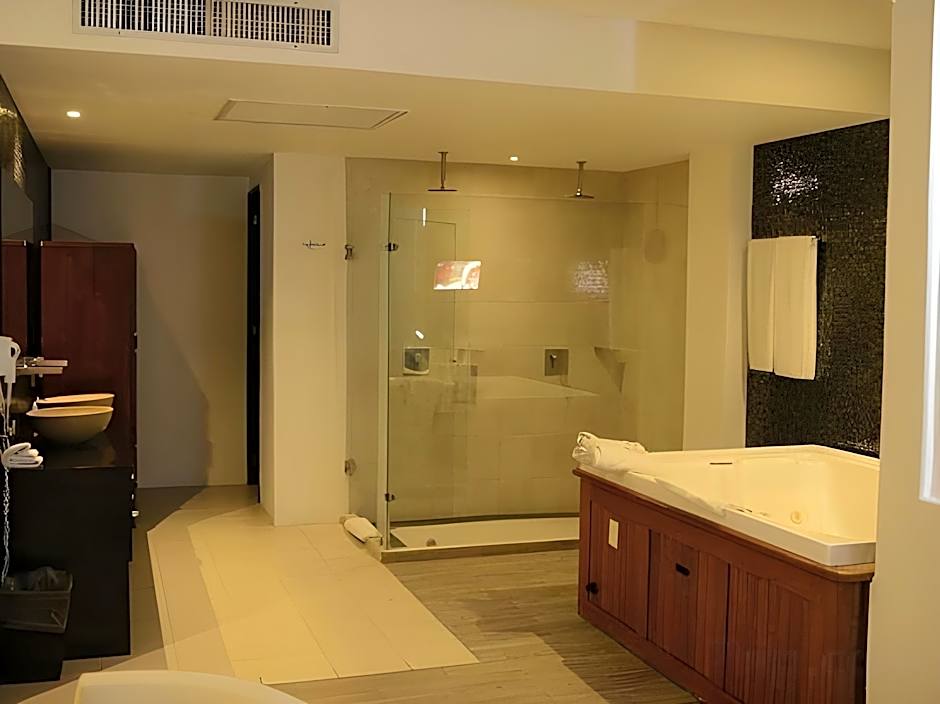 In Fashion Hotel & Spa - Adults Only
