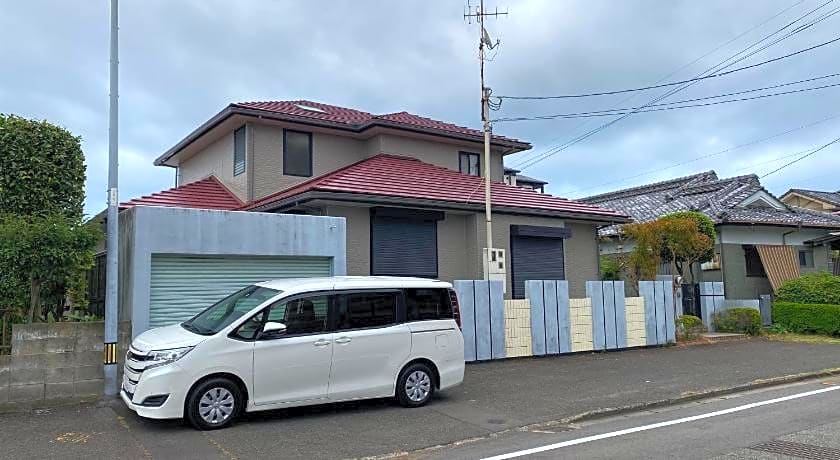 Group : Guesthouse Miyazaki 4 Rooms (Max 15 Pax)