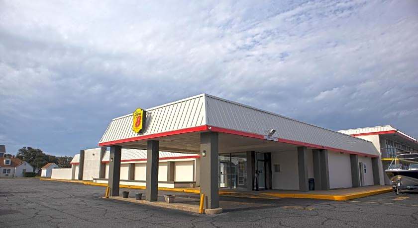 Super 8 by Wyndham Norfolk/Chesapeake Bay