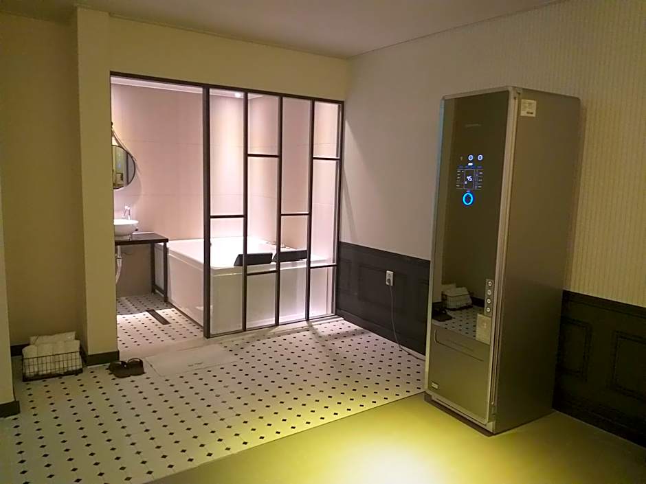 Brown Dot Hotel Gyeongju