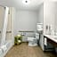 Hampton Inn By Hilton & Suites Canton