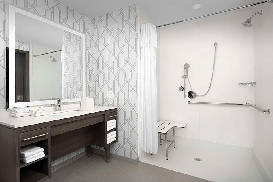 Home2 Suites By Hilton Denver Northfield